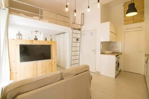 דירות מאלגה Beautiful Loft In The Old Town 0*,