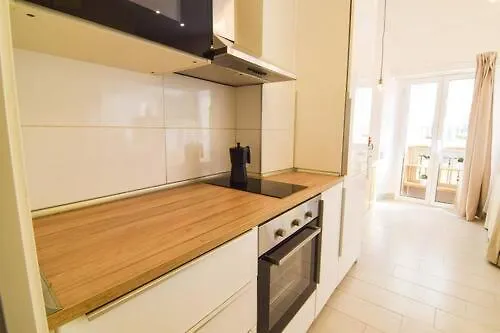 דירות מאלגה Beautiful Loft In The Old Town